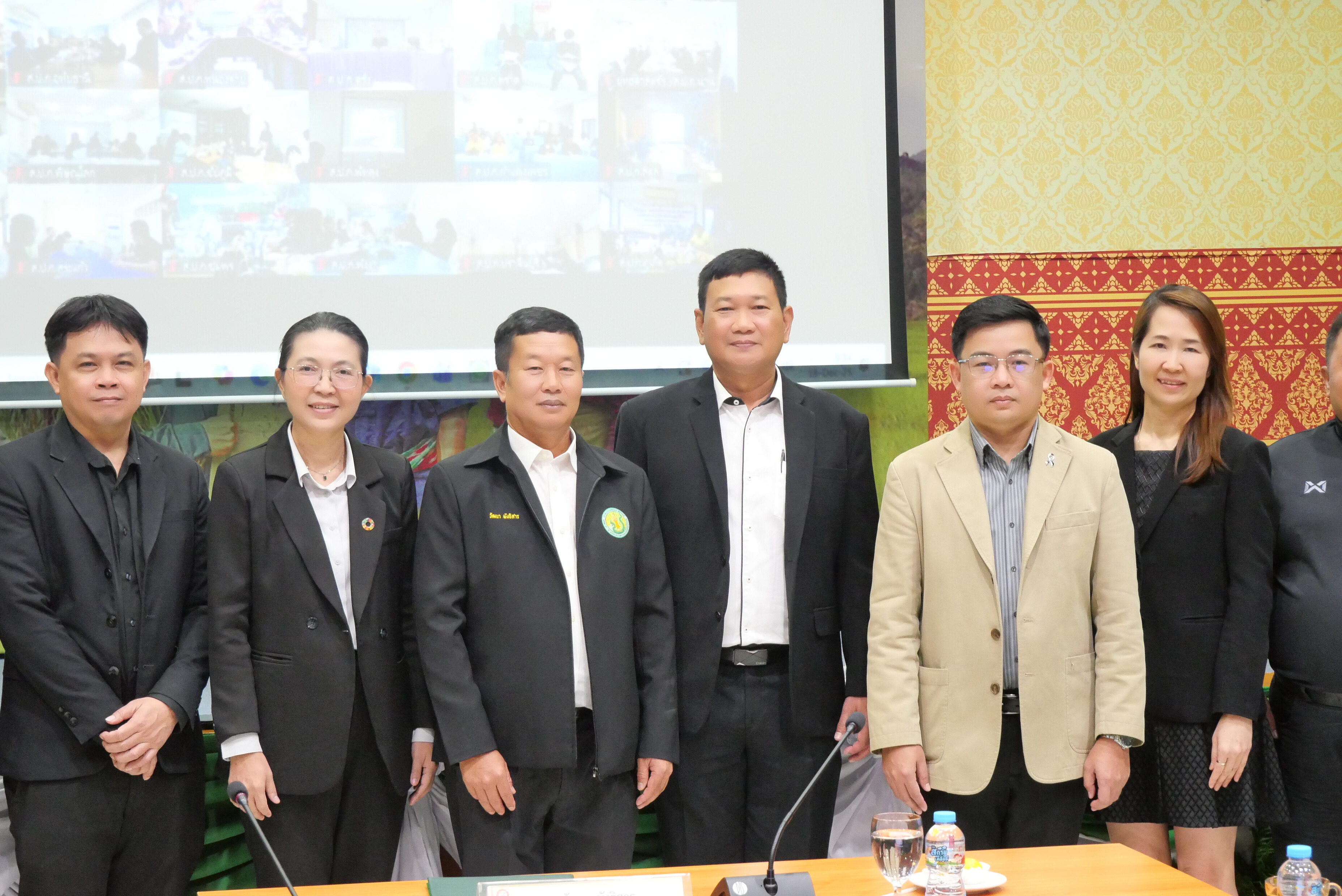 title - ส.ป.ก. จัดโครงการฝึกอบรมเชิงปฏิบัติการหลักสูตร “การเพิ่มทักษะ และเพิ่มประสิทธิภาพการดำเนินงาน อาสาสมัครปฏิรูปที่ดินเพื่อเกษตรกรรม (อสปก.)”